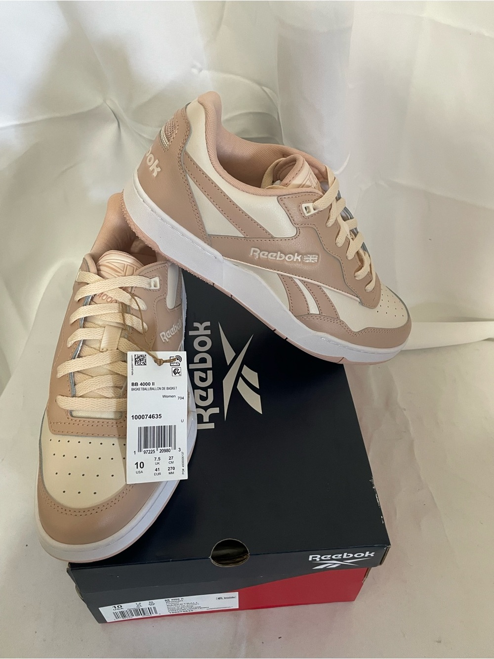Reebok Women's Low-Top Sneakers in Blush Pink and Cream